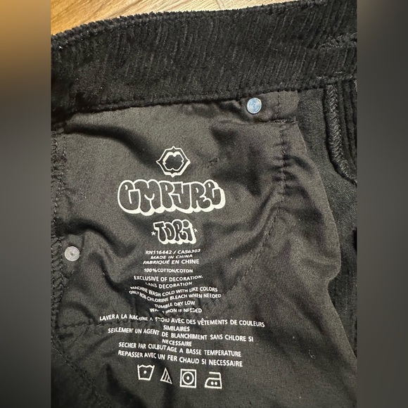 Empyre Tori Corduroy Pants Womens 28x30 Size 8 Black Loose Fit Skater Baggy Y2K - Picture 8 of 8